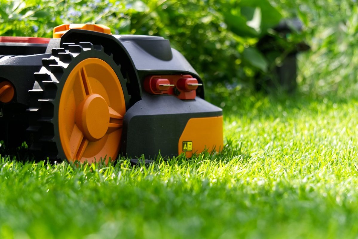 Robot Mower vs Riding Mower — Which Saves More Money in 2026?